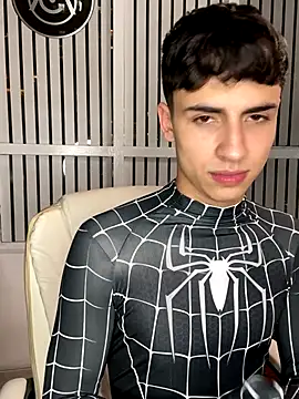 AdrianRinaldi live sex cam