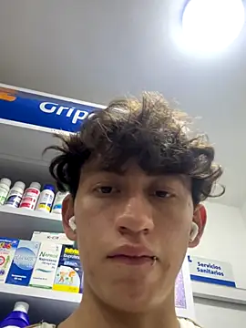 MaxiDoctor1 live sex cam