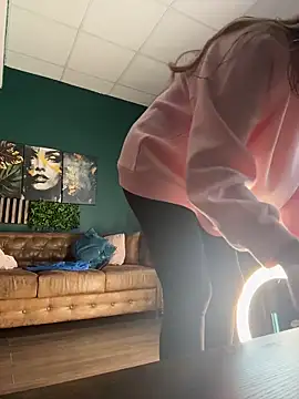 Evelyn_Evyyy live sex cam