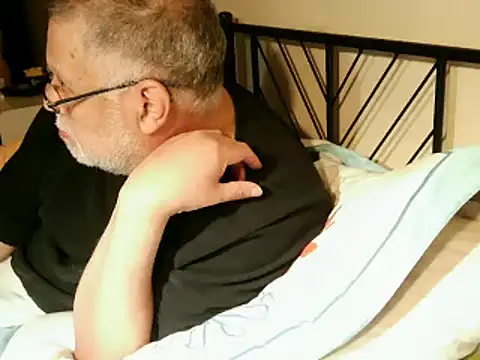 100Tauros live sex cam