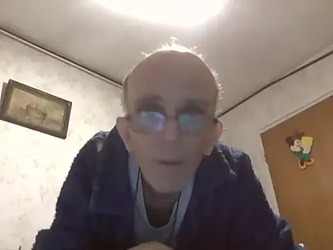 mariusica1@xh live sex cam