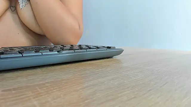 lou_rosse_ live sex cam