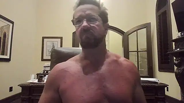 sluttydylan live sex cam