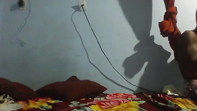 thasmyni live sex cam