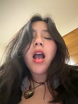 NamiNae live sex cam