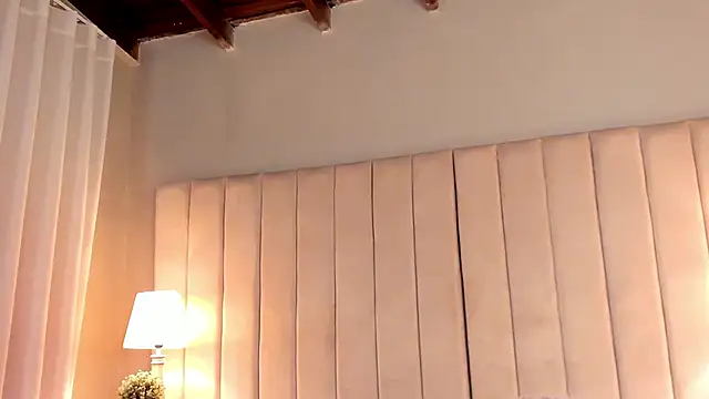 Paulina_Monroy live sex cam