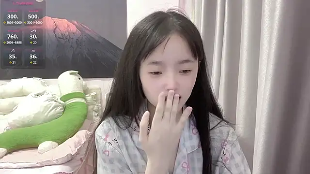 Mia-6688 live sex cam