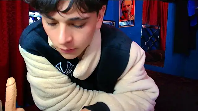 Luke_Howland live sex cam