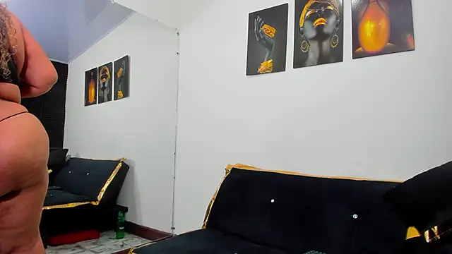 Lynn_Jones live sex cam