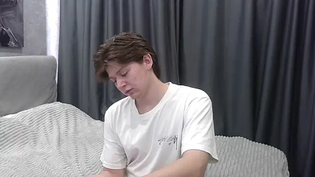 W_N_G_S live sex cam