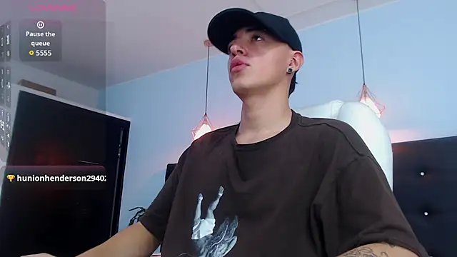 Lobo_17_ live sex cam
