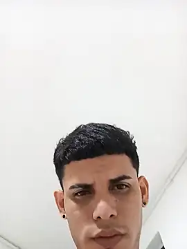 Pingasaboy20 live sex cam