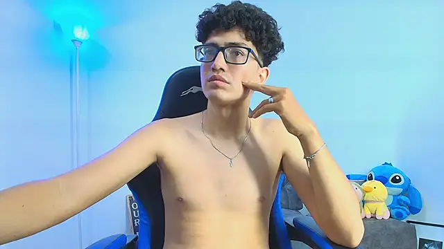 TylerWhite_ live sex cam