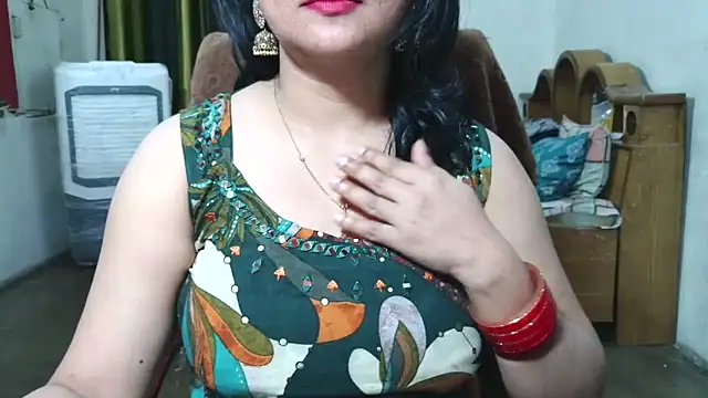 Cute_Mahi22 live sex cam