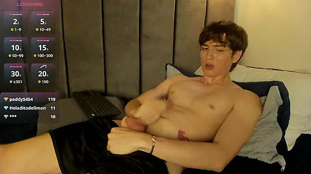 Oscar_fox_ live sex cam