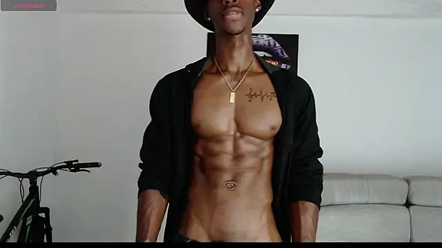 drake_brwon_23 live sex cam