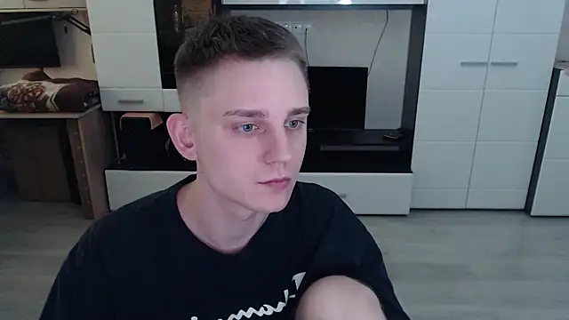 angryzan live sex cam