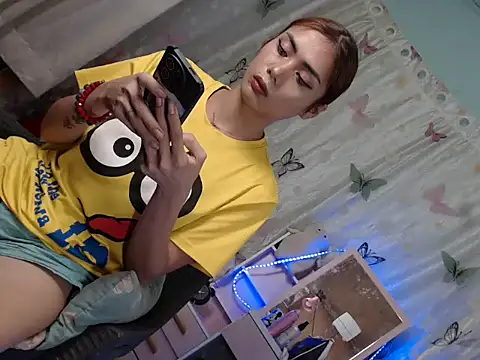 miss-rhiann live sex cam