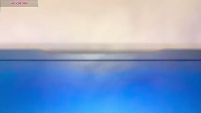 AlicePinkhead live sex cam