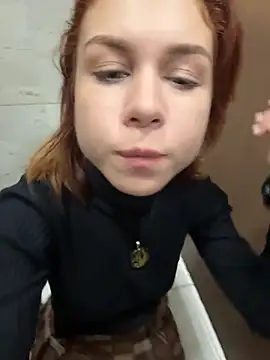 RosieSecret live sex cam
