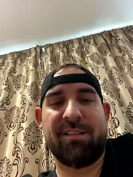 Lover_boy_89 live sex cam