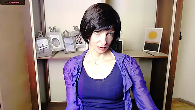 _AngeliaFlow_ live sex cam