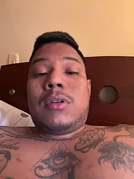 Saipadpuer30 live sex cam