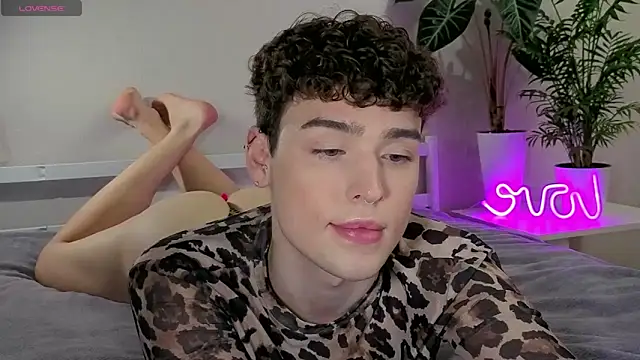 RobbyCharming live sex cam