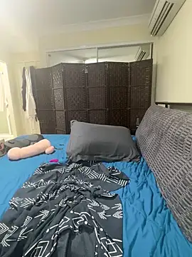 AussieMilf76 live sex cam