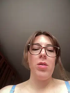 MommmyYummy live sex cam