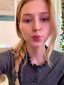 LunaRase live sex cam