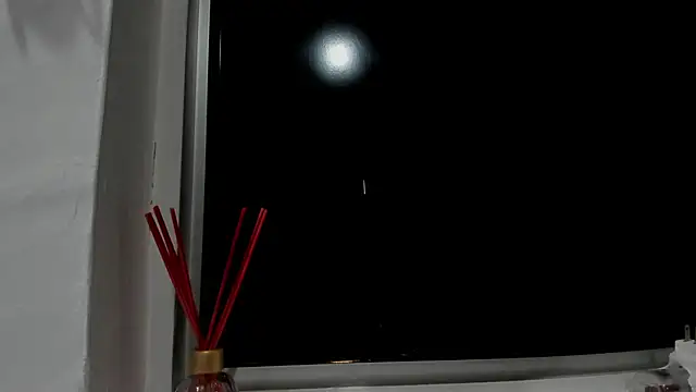 ItaloMoore live sex cam