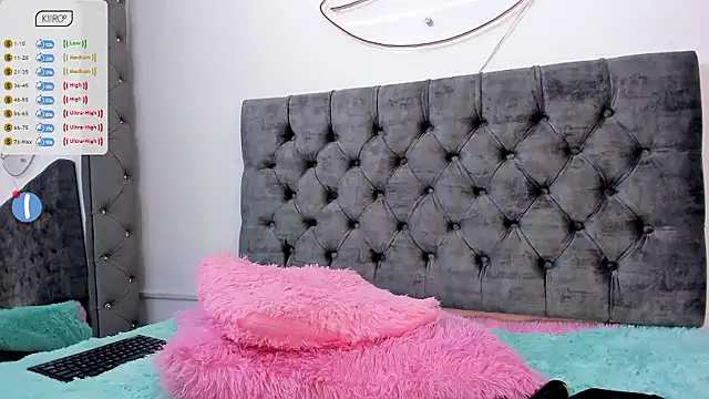 amber_martinez live sex cam