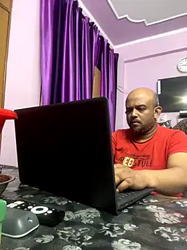 Dick_6inches_Delhi live sex cam