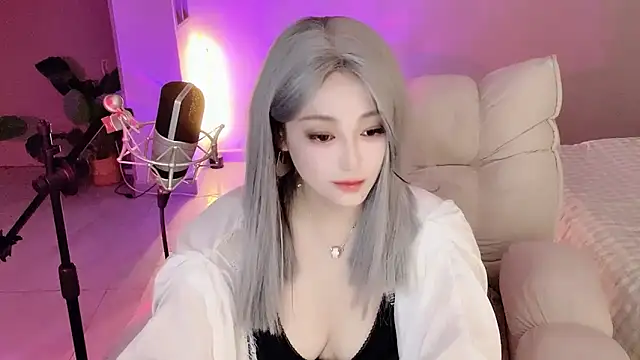 Daisy-77 live sex cam