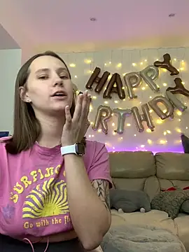 HotCaramellsTV live sex cam