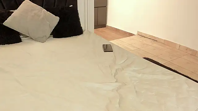 Alanna_House1 live sex cam