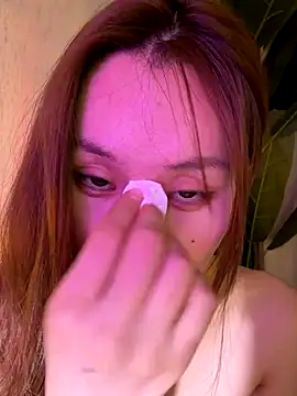 LisaNeverDie live sex cam