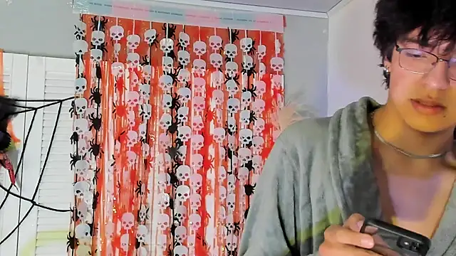 miilo_wolf live sex cam