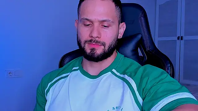 andrewcorey1 live sex cam