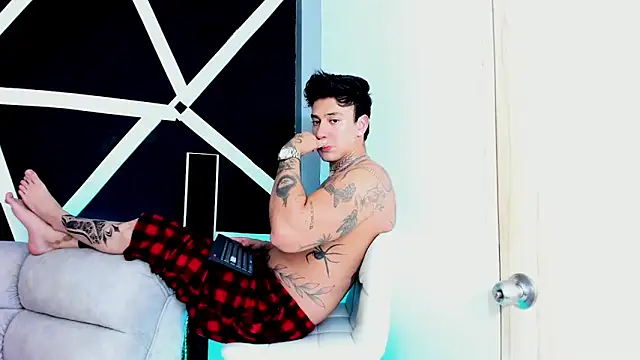 JUSTIN_FULLER1 live sex cam