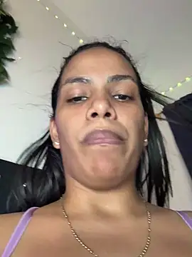 ArielleMillerr live sex cam