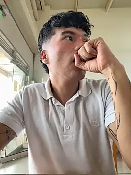 Logan_smith1 live sex cam