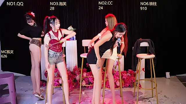 HuangGuan-888 live sex cam