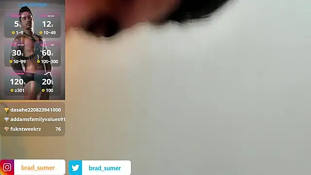 Brad_Summer live sex cam
