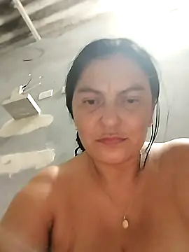 Horny-Mommy-Dirty live sex cam