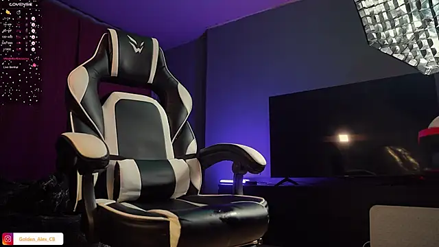 LuckyAlexx live sex cam