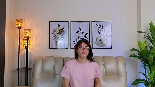 Violeta_Foxz live sex cam