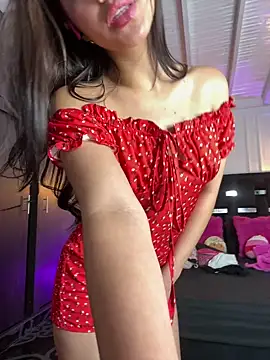 GoodGirlGoneXXX live sex cam