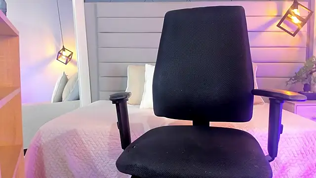 LadyLuminary live sex cam